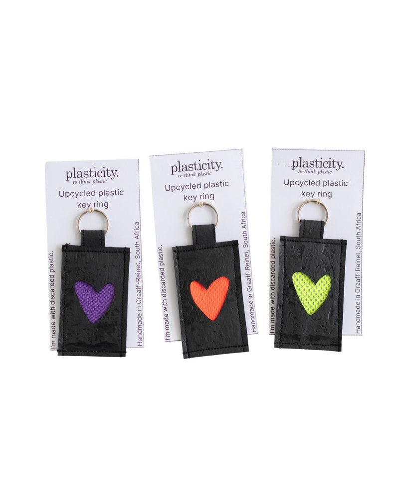Upcycled plastic heart key tag | Black