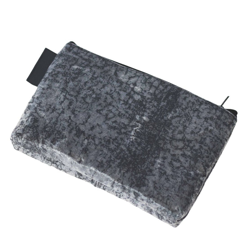 Water-resistant upcycled plastic clutch bag | Marbled